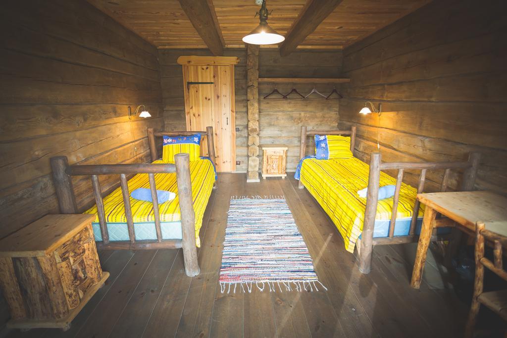 Village Suur Toell Kuressaare